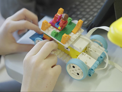 Robotics and Coding with the WEAVE Project