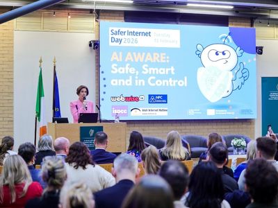 Ceiliúrann Éire an Lá le haghaidh Idirlíon níos Sábháilte